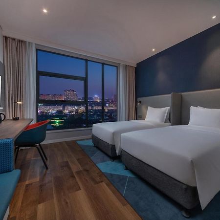 Holiday Inn Express Kaifeng City Center By Ihg Eksteriør billede