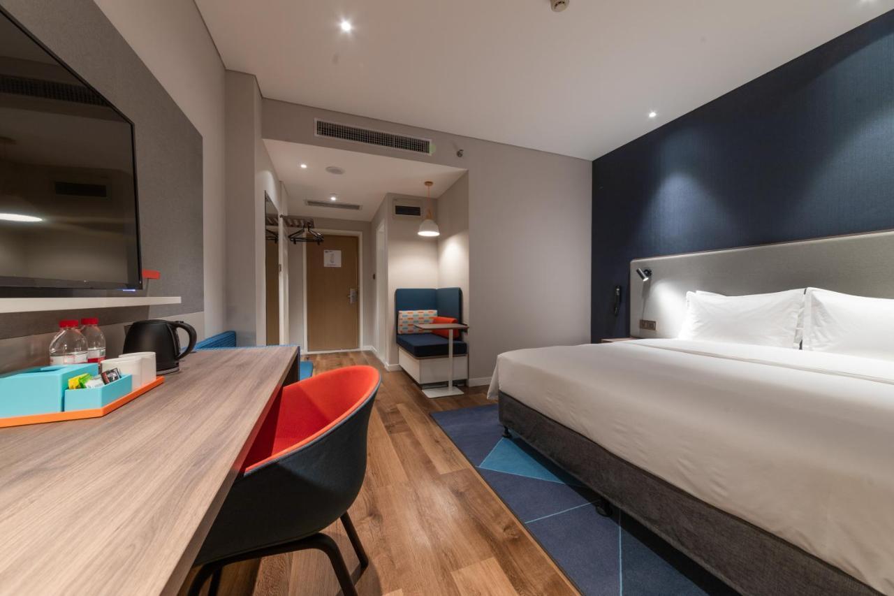 Holiday Inn Express Kaifeng City Center By Ihg Eksteriør billede