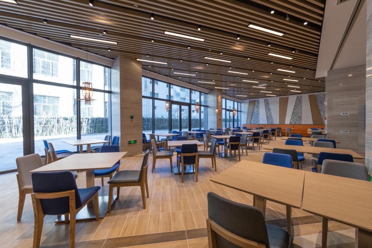 Holiday Inn Express Kaifeng City Center By Ihg Eksteriør billede